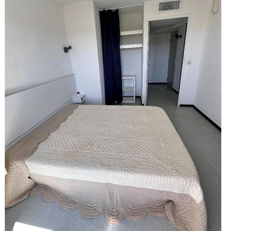Appartements à vendre Bouches-du-Rhône Puyricard - 13540 - Photos Vivastreet T2 de 32m2 à 5 min d'Aix, à Puyricard , parking libre