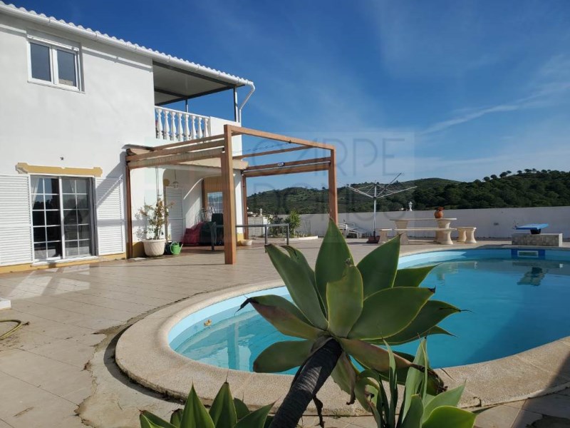 Achat maison Portugal - Photos Vivastreet Charmante Villa de 4 Chambres avec Piscine Près de la Côte de...