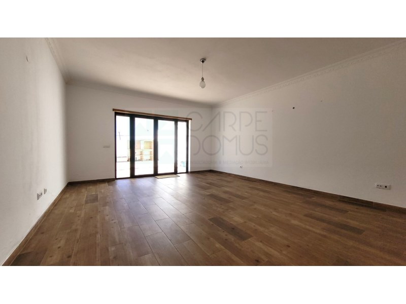 Maison à vendre Portugal - Photos Vivastreet Négociable - Villa Moderne 3 chambres avec Piscine et BBQ à 3...