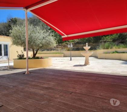 Vendre maison Plan d'Aups Ste Baume Var - Photos Vivastreet Maison de plain-pied de 200 m2 + studio + piscine