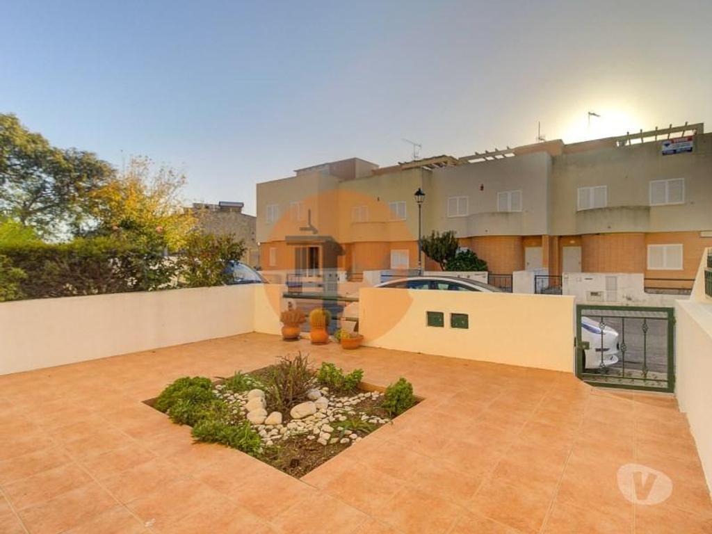Appartements à vendre Portugal - Photos Vivastreet Appartement Duplex T3+1 Rénové - À seulement 900m de la Plage...