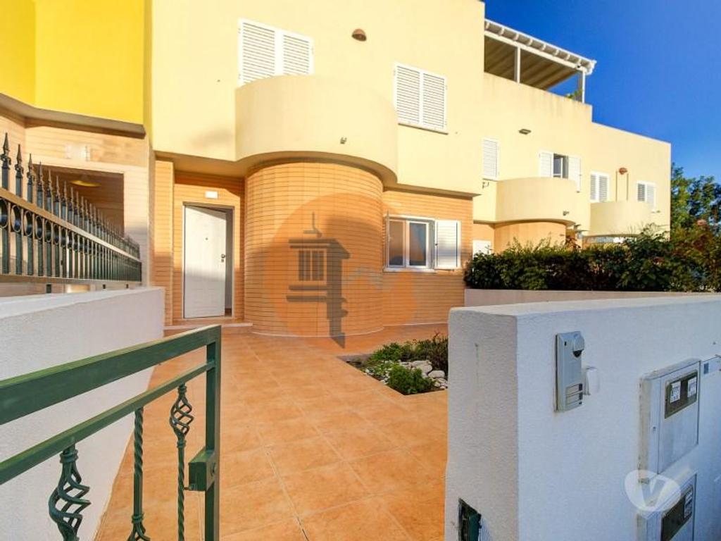 Appartements à vendre Portugal - Photos Vivastreet Appartement Duplex T3+1 Rénové - À seulement 900m de la Plage...