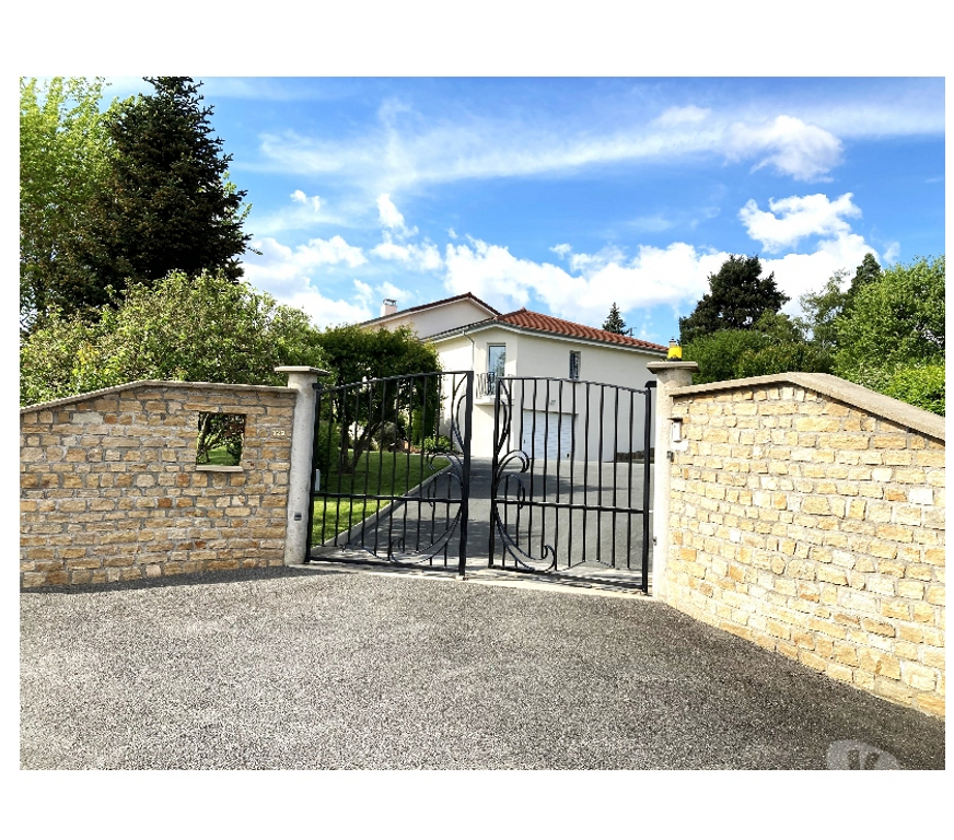 Vente Maison Loire St Etienne - Photos Vivastreet villa architecte - st Victor sur Loire- propriété prestige