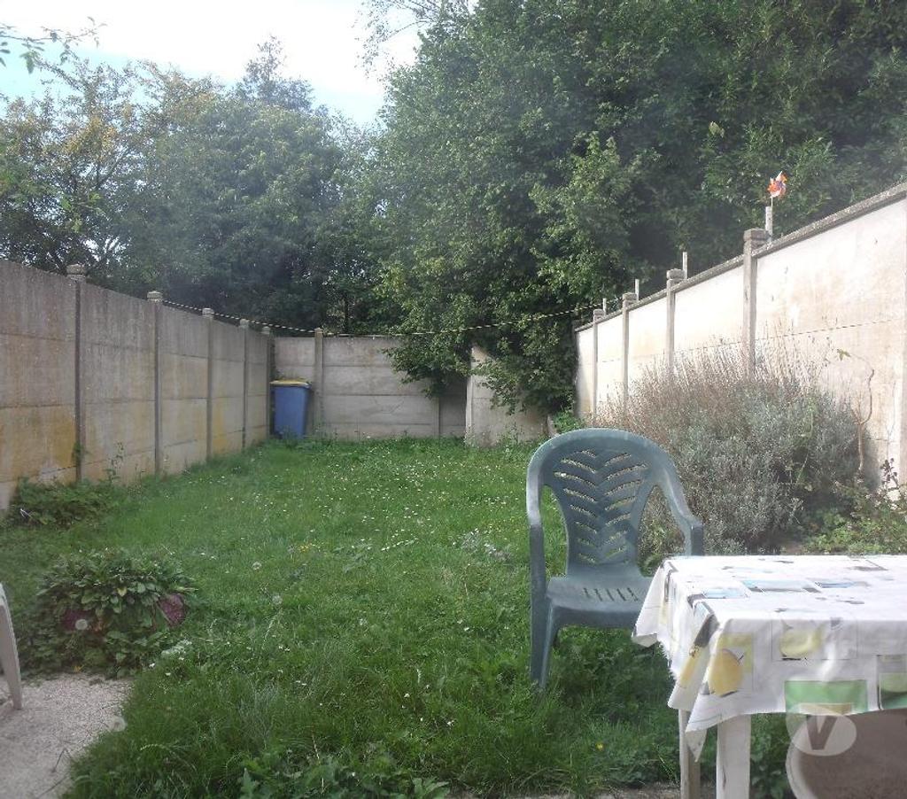 Vente Maison Aisne Hirson - 02500 - Photos Vivastreet Hirson maison 67m2 jardin clos de mur calme sans vis a vis