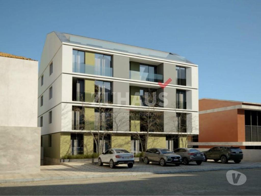 Appartements à vendre Portugal - Photos Vivastreet Appartement en duplex de 3 chambres avec deux terrasses et...
