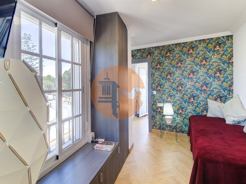 Vente Maison - Photos Vivastreet Maison rénovée de 3 chambres avec terrasses et vue sur la...