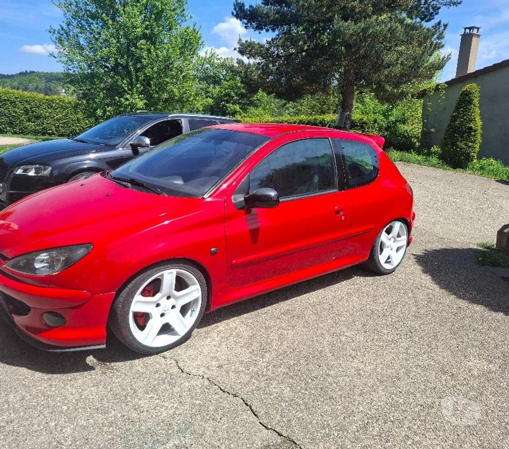 Voiture d'occasion Loire St Etienne - Photos Vivastreet 206 rc 2litre 205 ch