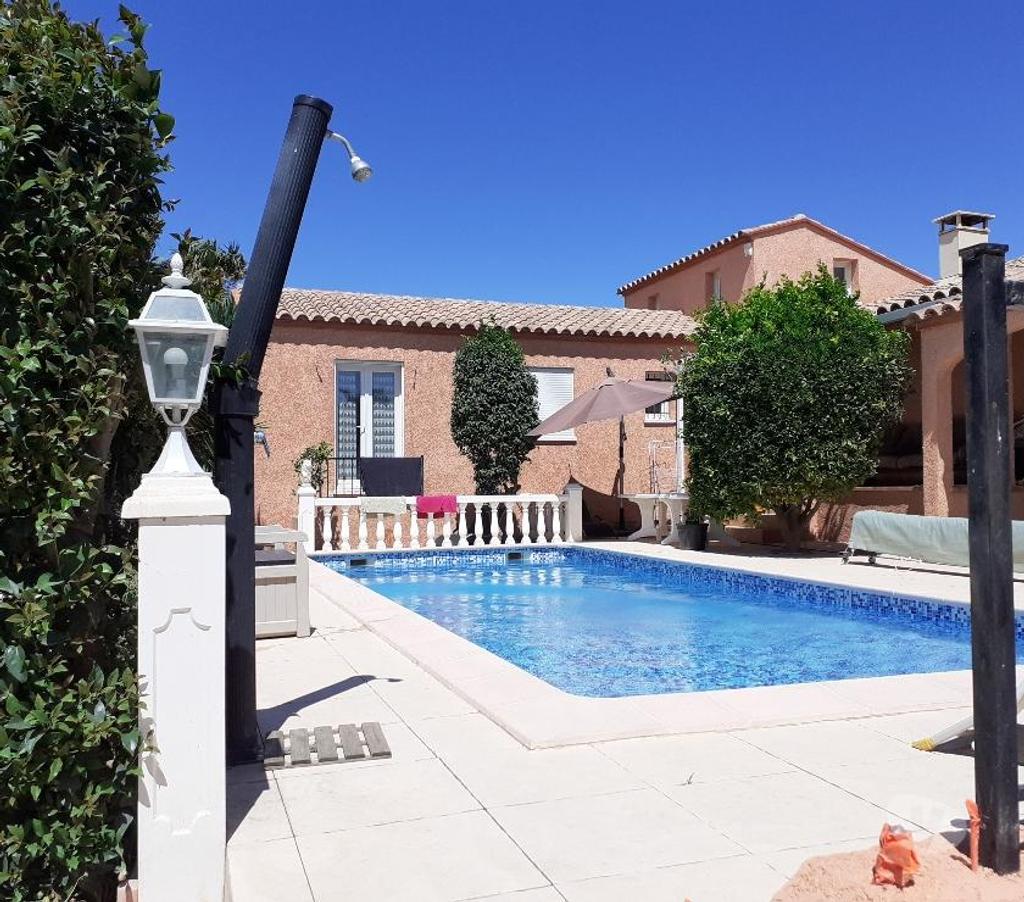 location saisonniere Pyrénées-Orientales Canet en Roussillon - 66140 - Photos Vivastreet Bel. Villa Pyrénées Orientale Climat, Pisc privé 10x4m.