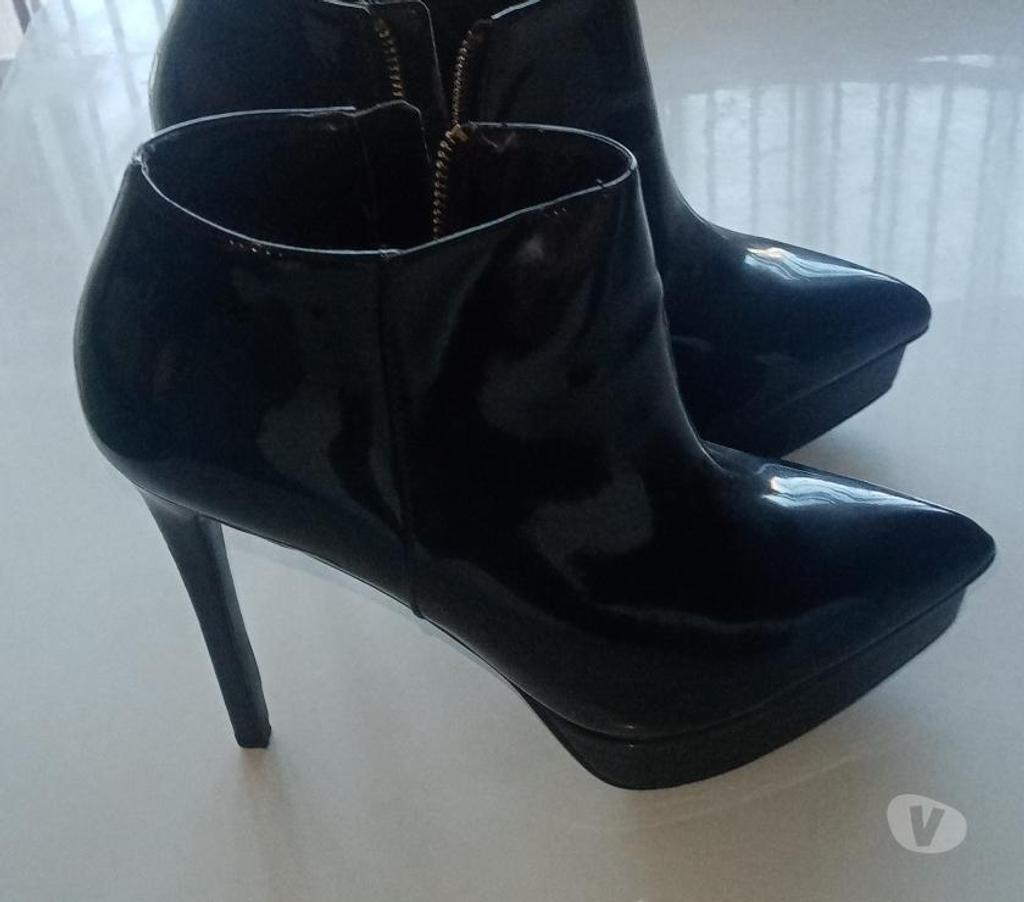 Chaussures Yvelines Velizy Villacoublay - 78140 - Photos Vivastreet BOTTINES SIMILI CUIR NOIR FEMME