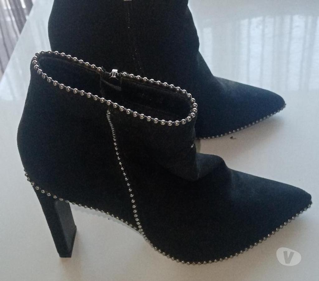 Chaussures Yvelines Velizy Villacoublay - 78140 - Photos Vivastreet BOTTINES VELOURS NOIR FEMME