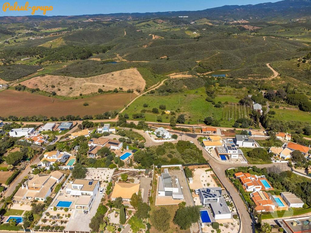 Terrain à vendre Portugal - Photos Vivastreet Terrain urbain pour la construction de la maison de vos rêves...