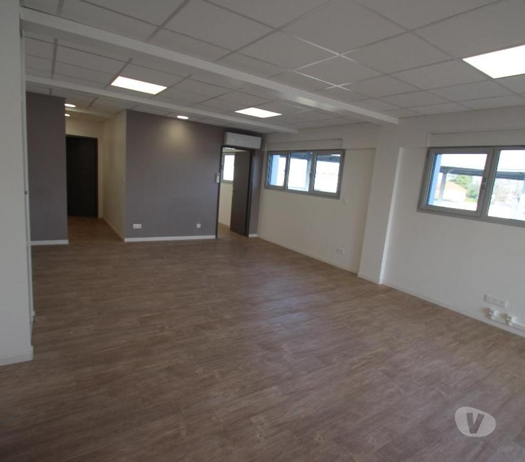bureaux locaux Pyrénées-Atlantiques Idron Ousse Sendets - Photos Vivastreet locaux bureaux prof -1 er étage centre BOREAL .65 M2