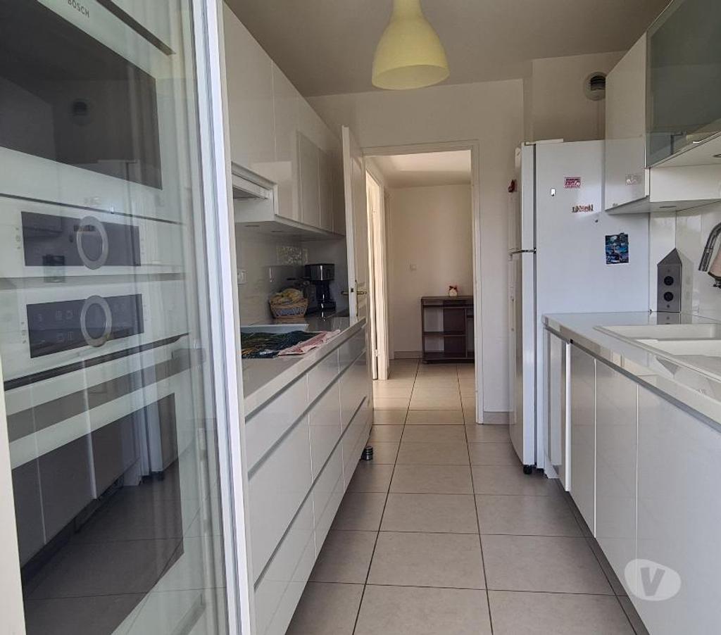 Appartements à vendre Var La Valette du Var - 83160 - Photos Vivastreet Appartement T4 90 m² – Dernier étage
