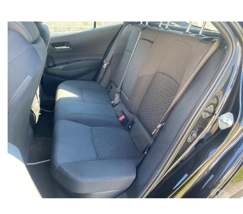 Voiture d'occasion Oise Nogent sur Oise - 60180 - Photos Vivastreet TOYOTA COROLLA PRO HYBRIDE DYNAMIC BUSINESS 122H1.8L 84680km