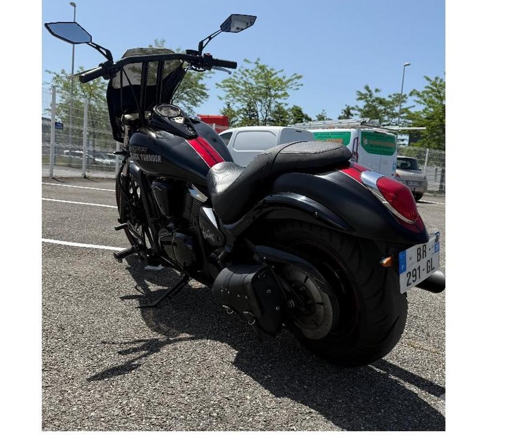 Moto d'occasion Haute-Savoie Annemasse - Photos Vivastreet Vn900 custom special edition