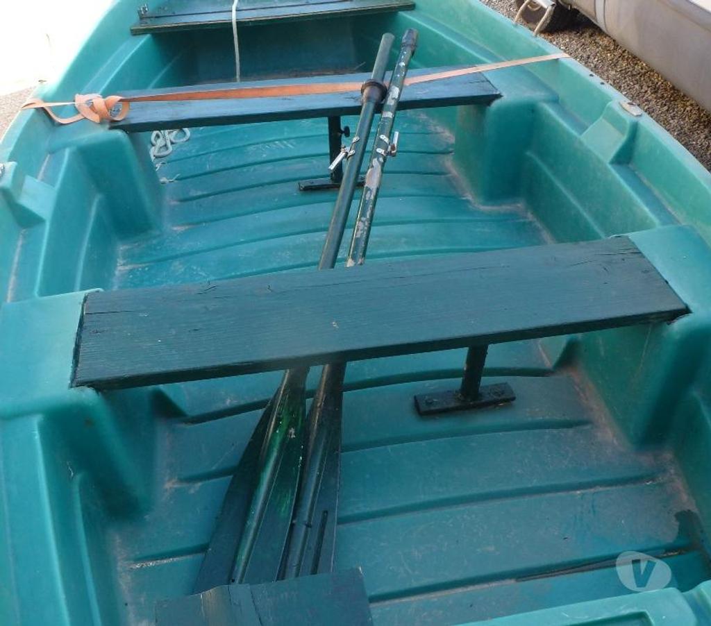 Bateaux à moteur Marne Chalons en Champagne - 51000 - Photos Vivastreet barque pour pêche ou chasse
