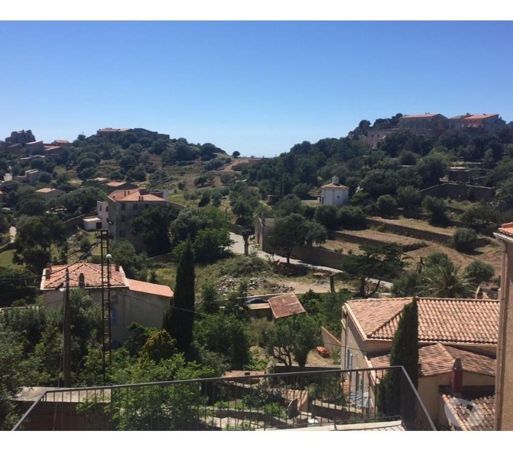 location saisonniere Haute-Corse L'Ile Rousse - 20220 - Photos Vivastreet T3 - Charme d'un village - Plage à 10mn