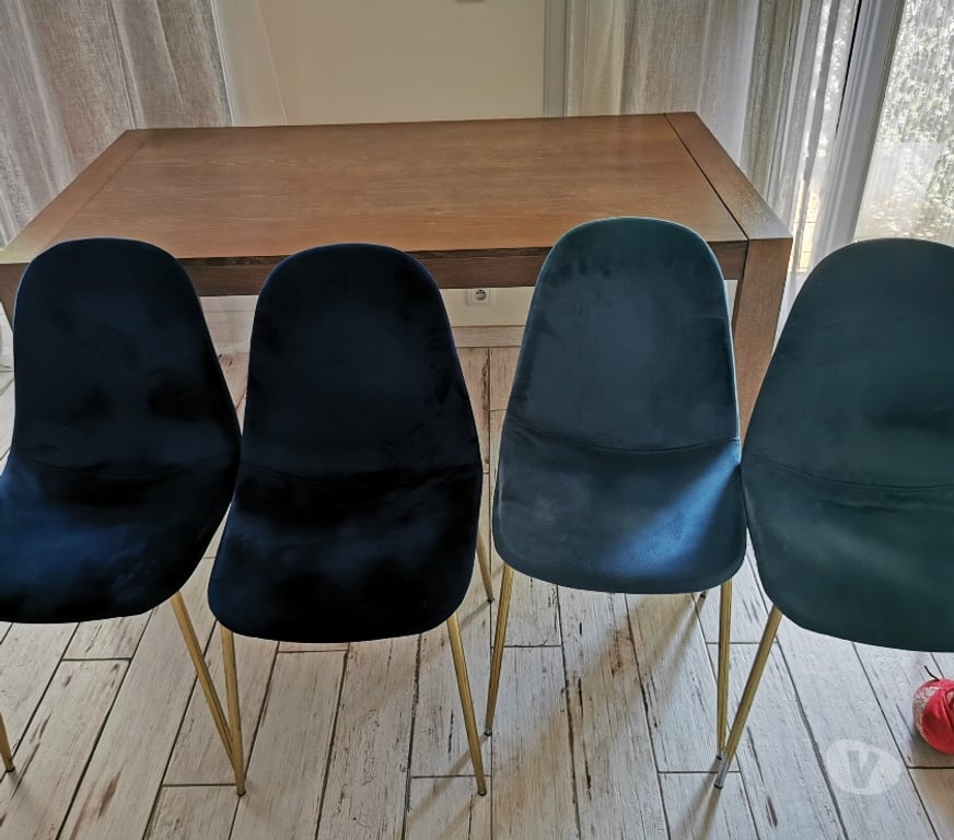 Ameublement & art de la table Essonne Brunoy - 91800 - Photos Vivastreet vends 4 chaises en velours de la marque Maisons du Monde