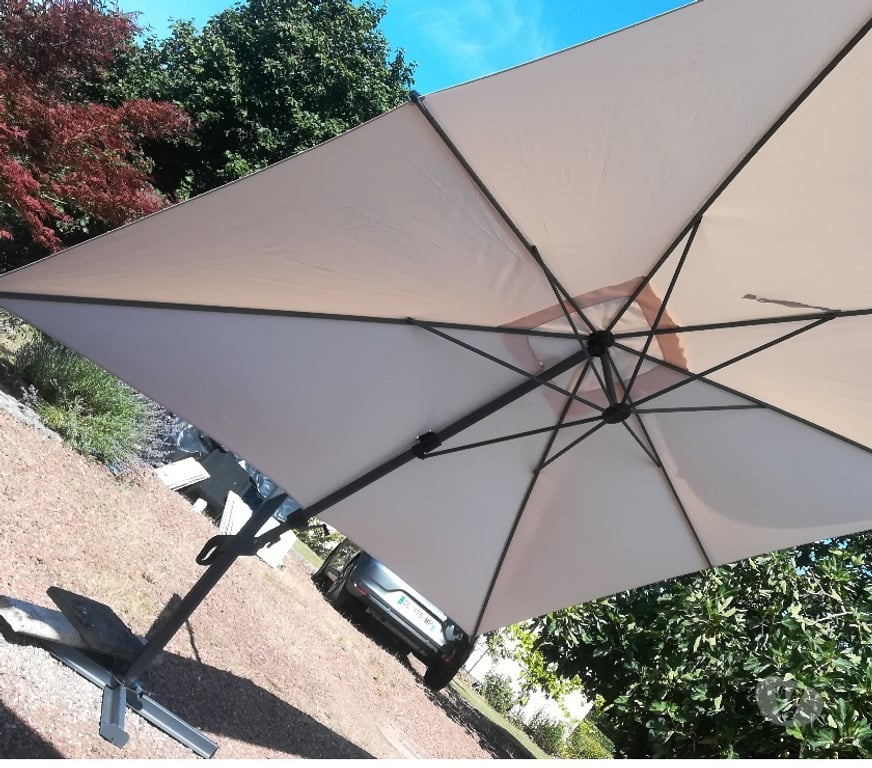  Aisne Aulnois sous Laon - 02000 - Photos Vivastreet Parasol déporté