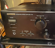 Ampli Onkyo A9210 2 x 60 watts