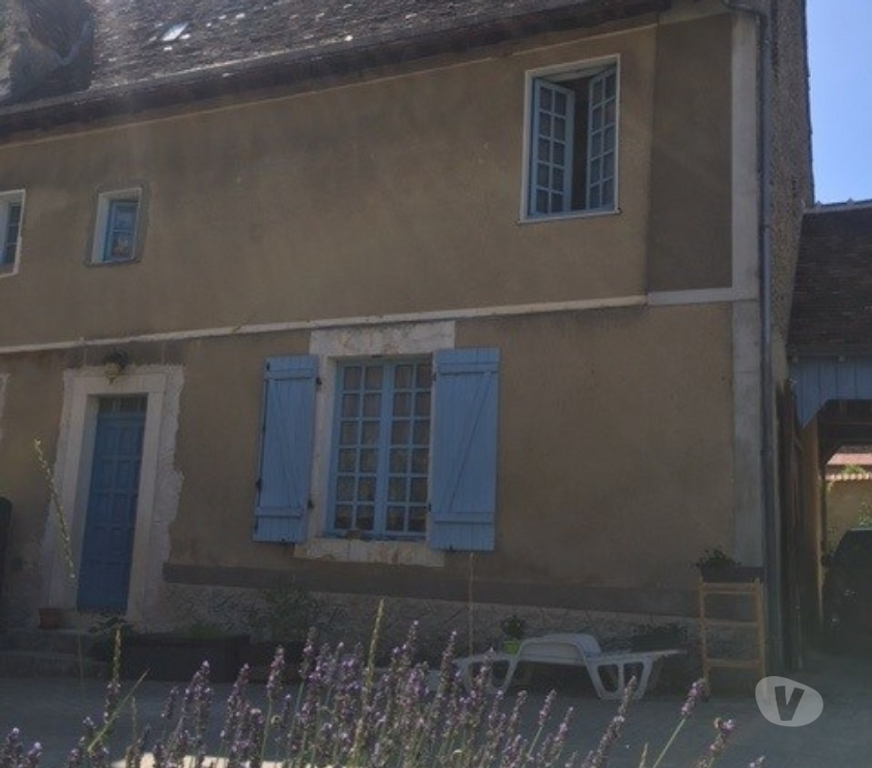 Location maison Sarthe La Chapelle Huon - 72310 - Photos Vivastreet Logement T3 dans ancien presbytère