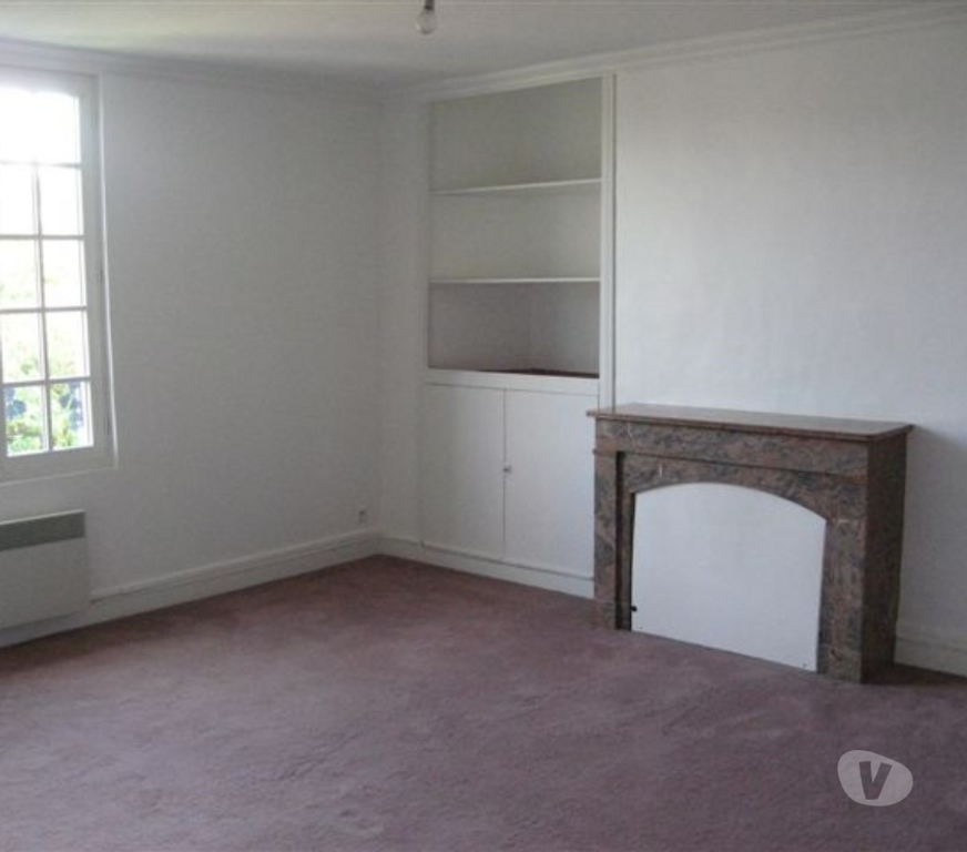 Location maison Sarthe La Chapelle Huon - 72310 - Photos Vivastreet Logement T3 dans ancien presbytère