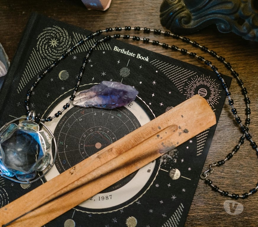Horoscope - Voyance Eure Val de Reuil - 27100 - Photos Vivastreet Marabout voyant médium Spécialiste du retour affectif