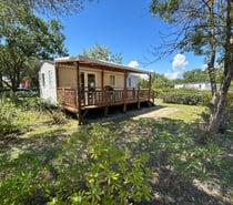 Mobil-home sur emplacement en excellent état