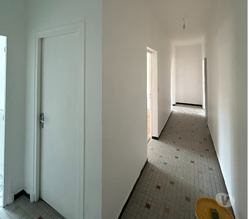 Vente Immeuble Lot Gourdon - 46300 - Photos Vivastreet MAISON COMPRENANT 3 LOGEMENTS SUR 2 NIVEAUX