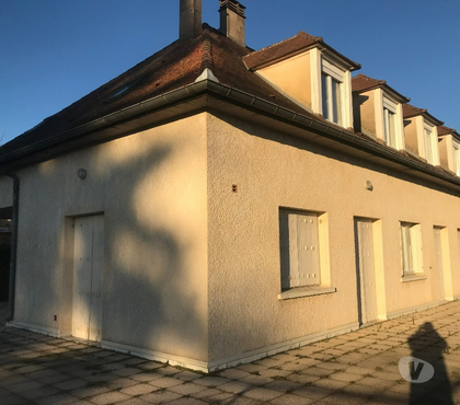 Immeuble à vendre Gourdon Lot - Photos Vivastreet MAISON COMPRENANT 3 LOGEMENTS SUR 2 NIVEAUX