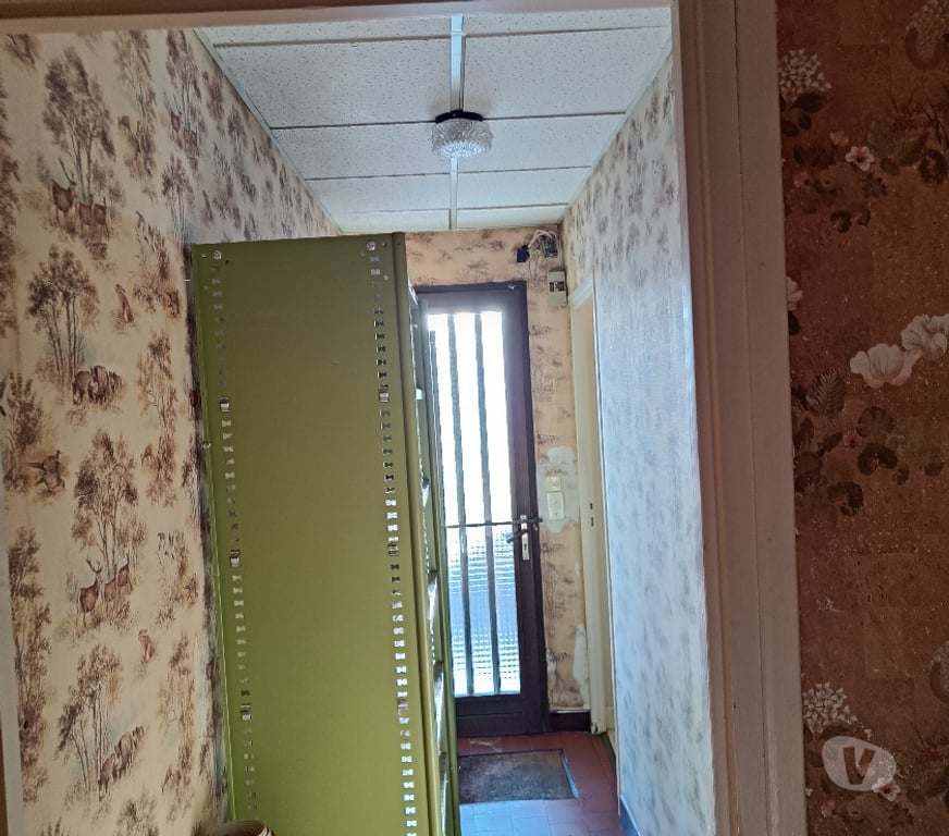 Vente Immeuble Cher Preveranges - 18370 - Photos Vivastreet bureaux transformables en habitation