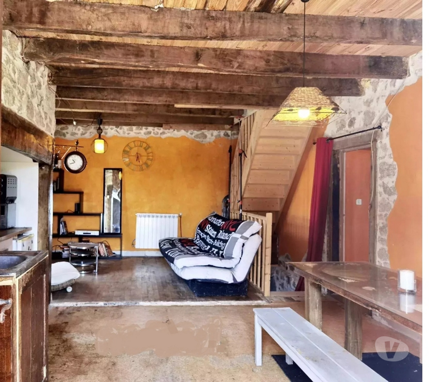 Vente Maison Cantal Omps - 15290 - Photos Vivastreet Maison à rénover avec beau potentiel