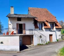 Maison à rénover avec beau potentiel