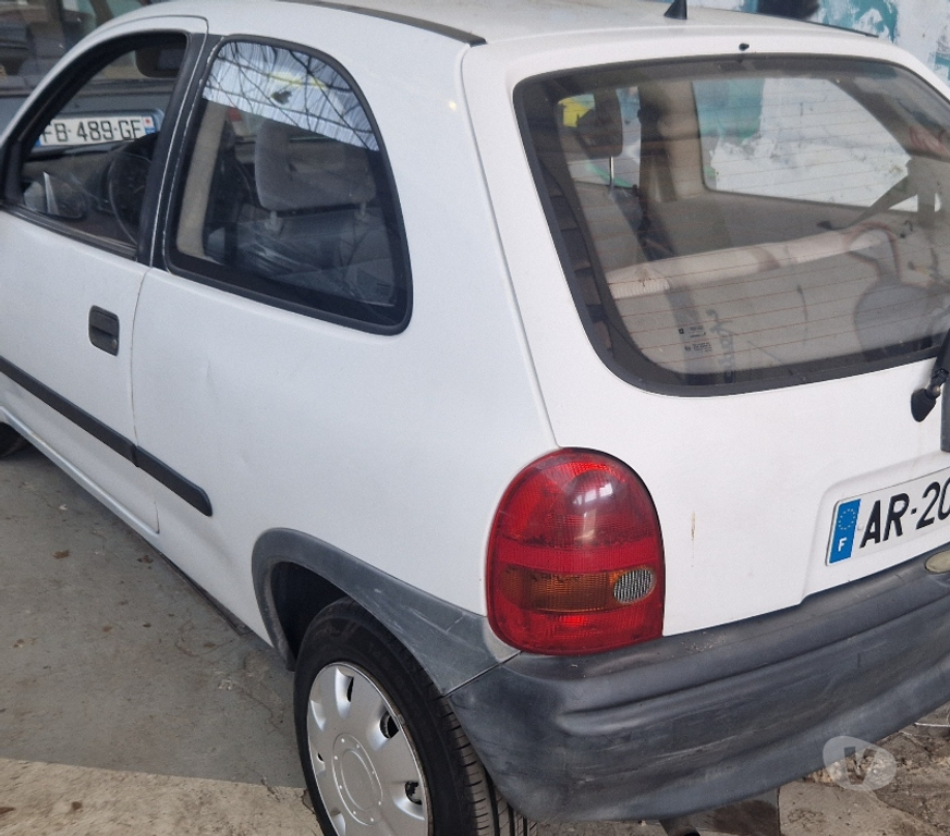 Voiture d'occasion Seine-et-Marne Villecerf - 77250 - Photos Vivastreet Corsa B 1.5 D 50 cv