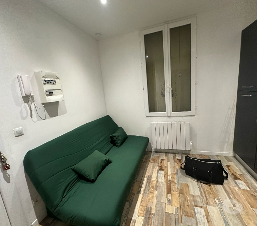 Appartement meublé Hérault Beziers - 34500 - Photos Vivastreet Studio meublé 13m² - BEZIERS