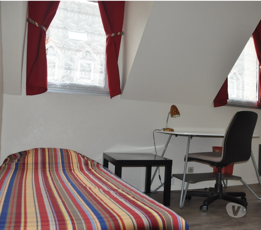 Appartement meublé Seine-Maritime Rouen - Photos Vivastreet STUDIO MEUBLE + PARKING S S