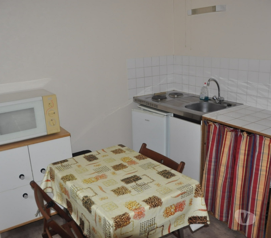 Appartement meublé Seine-Maritime Rouen - Photos Vivastreet STUDIO MEUBLE + PARKING S S