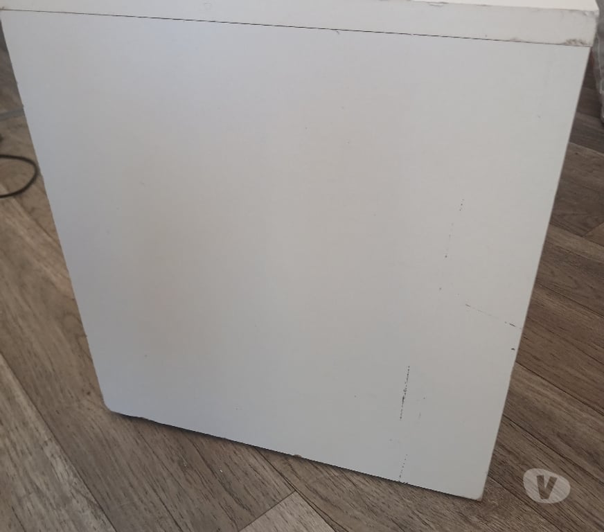 Ameublement & art de la table Seine-et-Marne Chelles - 77500 - Photos Vivastreet Vend meuble tv bas
