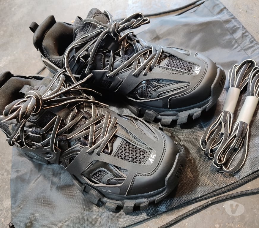 Chaussures Loire-Atlantique Bouguenais - 44340 - Photos Vivastreet Balanciaga track noir