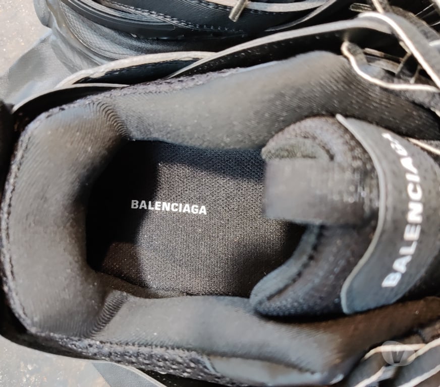 Chaussures Loire-Atlantique Bouguenais - 44340 - Photos Vivastreet Balanciaga track noir