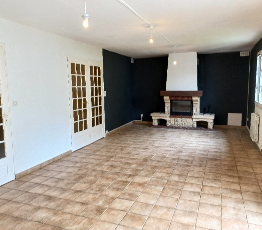 Vente Maison Somme Caix - 80170 - Photos Vivastreet Pavillon 7 pièces de 142 m² à CAIX (80170)