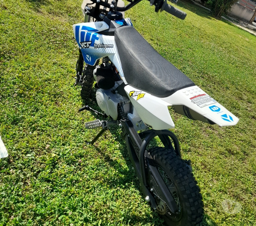 Moto d'occasion Drôme Valence - 26000 - Photos Vivastreet Dirt 88 lite ycf