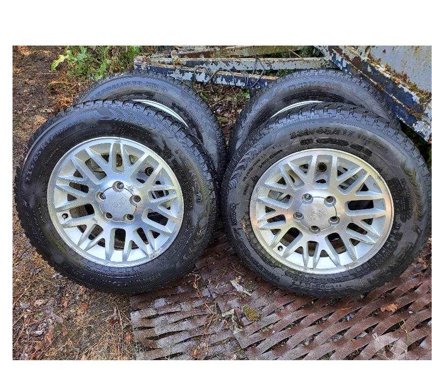 Pièces et services auto Seine-et-Marne Montceaux les Provins - 77151 - Photos Vivastreet jeep cherokee jante