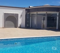 Très belle villa avec piscine