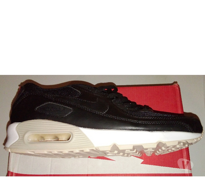 Chaussures et bottes occasion Henin Beaumont Pas-de-Calais - Photos Vivastreet Nike air max neuve