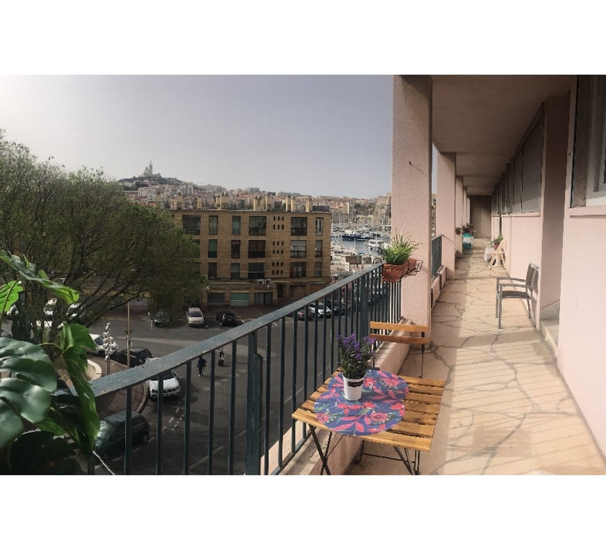 Appartement meublé Bouches-du-Rhône Marseille - Photos Vivastreet Bel appart sur le Vieux port