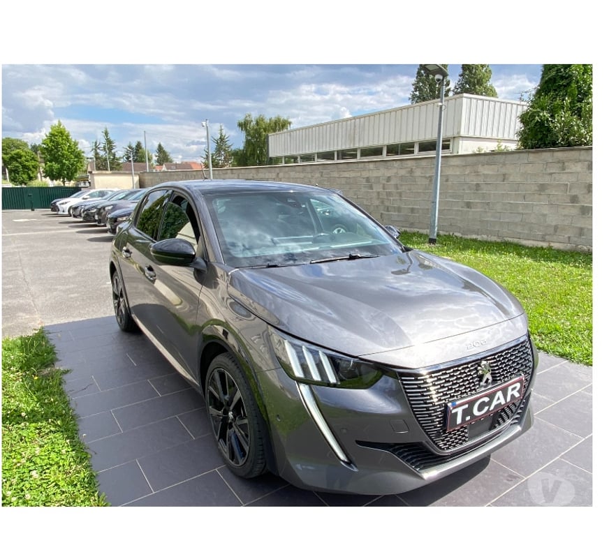 Voiture d'occasion Oise Nogent sur Oise - 60180 - Photos Vivastreet PEUGEOT 208 GT 100 CH S&S BVM6 AN 05 2023 23200 KM