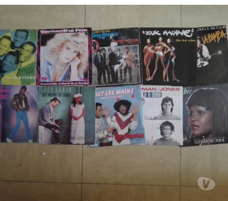 Photo - Video - Son Gard Bagnols sur Ceze - 30200 - Photos Vivastreet Disque vinyle 33 et 45 tours