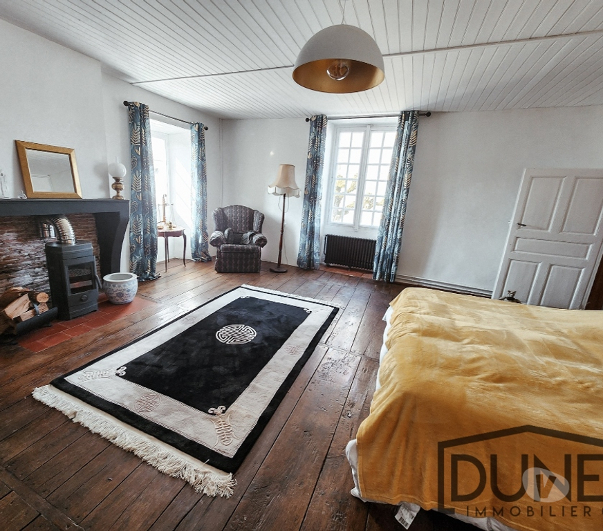 Vente Maison Charente Oradour Fanais - 16500 - Photos Vivastreet Maison de Maître avec gîte & dépendances