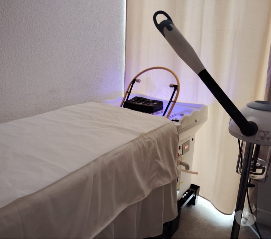 Massages Haute-Garonne Toulouse - Photos Vivastreet Moon and star Head Spa Massage